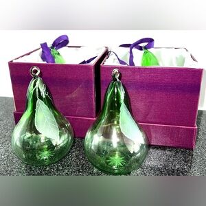 (4) William Yeoward crystal pear etched leaf ornaments, Neiman Marcus exclusive